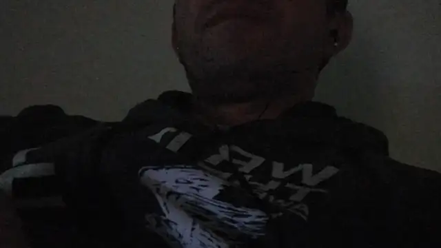 Snapshot of Sueliton2 chatting on May 17, 8:49 pm Sueliton2 online show from May 17, 8:49 pm