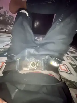 Snapshot of classicraaz chatting on March 28, 4:06 pm classicraaz online show from March 28, 4:06 pm