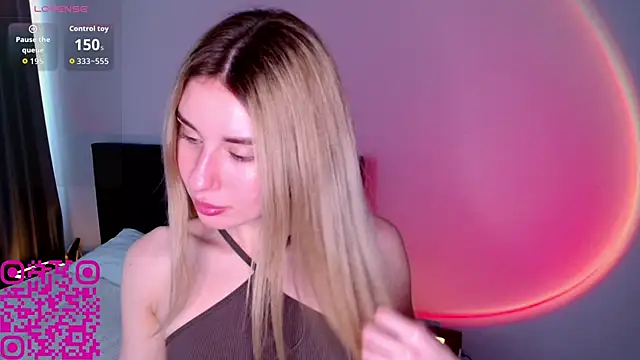 LulyDOLL online show from April 26, 6:55 am