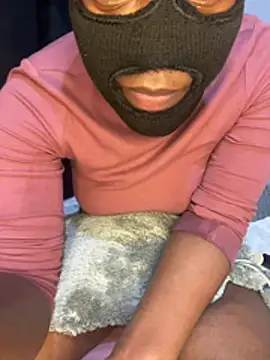 xxxchocolatepussy online show from June 8, 10:43 pm