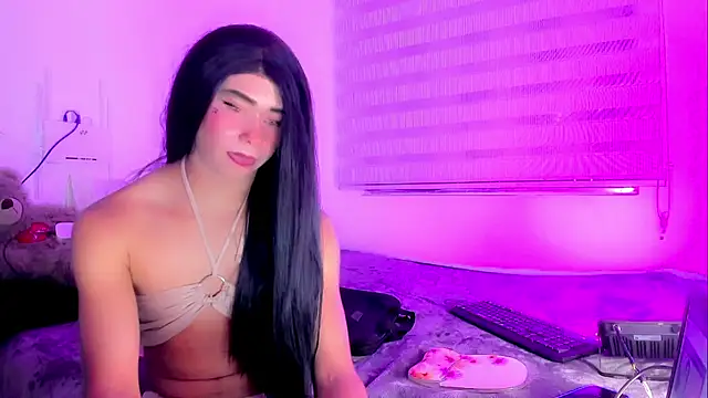 Emmabakers online show from June 28, 10:21 am