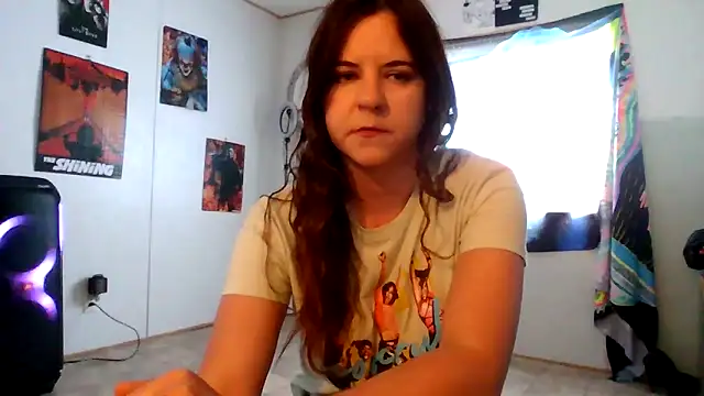 Snapshot of PennyWiseD chatting on May 14, 10:27 pm PennyWiseD online show from May 14, 10:27 pm