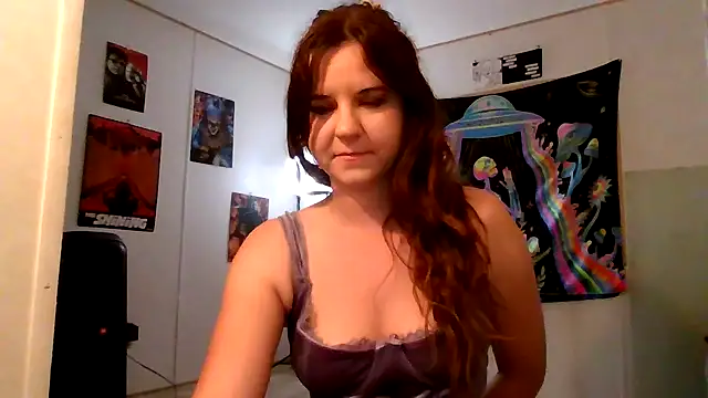 Snapshot of PennyWiseD chatting on May 23, 6:18 am PennyWiseD online show from May 23, 6:18 am