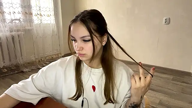 NosyFuel online show from March 27, 6:41 am