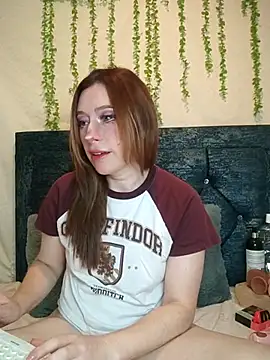 Snapshot of Amber_prada chatting on April 15, 9:26 pm Amber prada online show from April 15, 9:26 pm