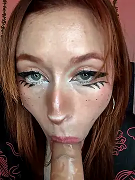 Snapshot of Amber_prada chatting on May 1, 9:41 pm Amber prada online show from May 1, 9:41 pm