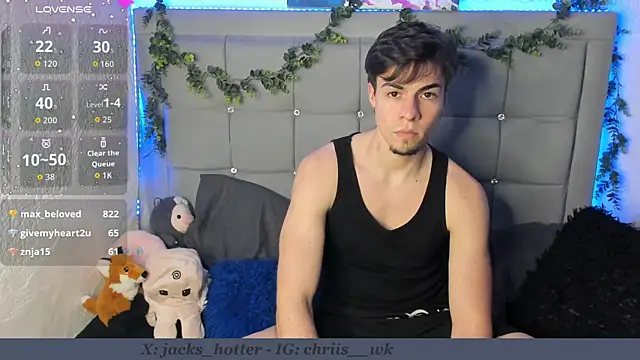 Snapshot of nate_love7 chatting on April 2, 2:53 am nate love7 online show from April 2, 2:53 am