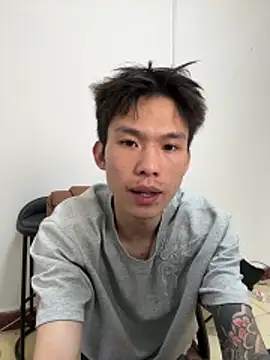 Snapshot of zzzzppp3 chatting on April 1, 3:51 am zzzzppp3 online show from April 1, 3:51 am