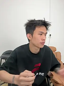 Snapshot of zzzzppp3 chatting on April 2, 3:59 am zzzzppp3 online show from April 2, 3:59 am