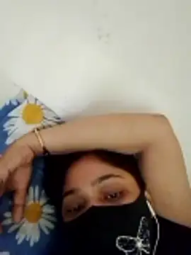 Curvy Divaa online show from April 4, 10:24 am