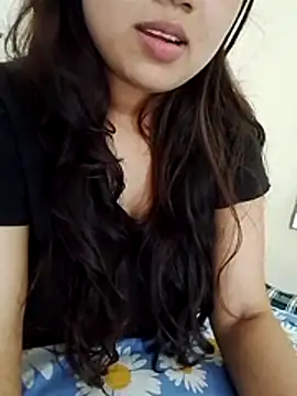 Curvy Divaa online show from April 5, 7:16 am