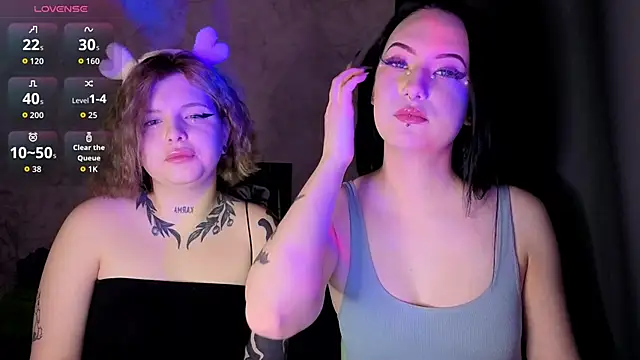 Snapshot of Luna_XoXoXo chatting on March 27, 5:57 am Luna XoXoXo online show from March 27, 5:57 am