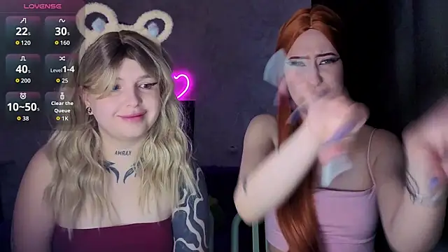 Snapshot of Luna_XoXoXo chatting on March 31, 9:10 am Luna XoXoXo online show from March 31, 9:10 am