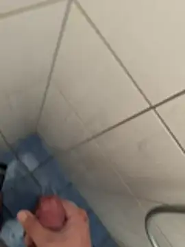 Snapshot of samsam54443 chatting on March 26, 12:33 pm samsam54443 online show from March 26, 12:33 pm