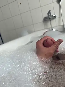 Snapshot of samsam54443 chatting on March 31, 1:22 pm samsam54443 online show from March 31, 1:22 pm