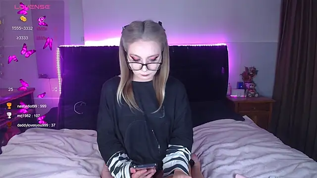 ammyska online show from March 24, 10:20 am