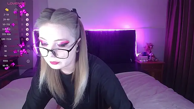 ammyska online show from May 13, 1:47 am