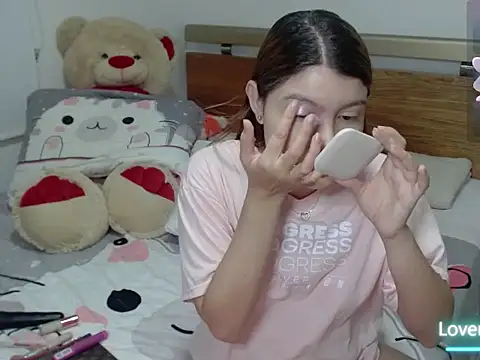 Snapshot of honey-blossom chatting on March 30, 9:21 am honey-blossom online show from March 30, 9:21 am