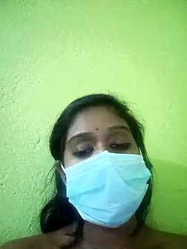 Snapshot of bannerjeesneha20 chatting on March 28, 1:43 pm bannerjeesneha20 online show from March 28, 1:43 pm