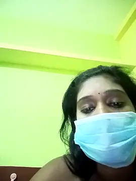 Snapshot of bannerjeesneha20 chatting on April 2, 5:10 pm bannerjeesneha20 online show from April 2, 5:10 pm