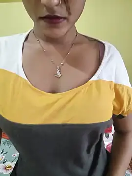 Snapshot of Rubina_Love chatting on June 11, 8:56 am Rubina Love online show from June 11, 8:56 am