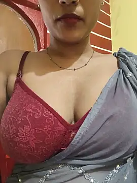 Snapshot of Rubina_Love chatting on June 28, 11:49 am Rubina Love online show from June 28, 11:49 am