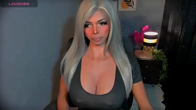 Snapshot of xEllaineCumsLotx chatting on March 28, 2:11 am xEllaineCumsLotx online show from March 28, 2:11 am