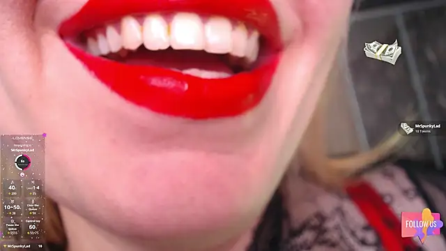 Snapshot of vip_sweetnes chatting on June 5, 5:58 am vip sweetnes online show from June 5, 5:58 am