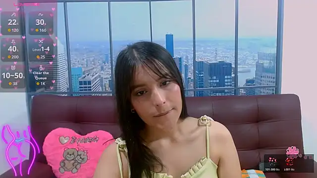 Snapshot of Nathaly_18_ chatting on April 6, 11:33 am Nathaly 18 online show from April 6, 11:33 am
