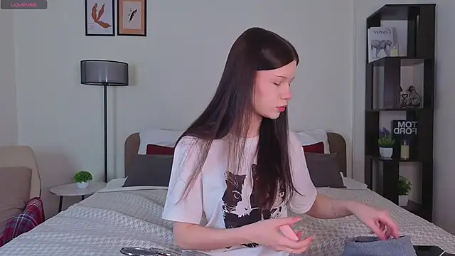 SophiaAltidor online show from April 1, 1:17 am