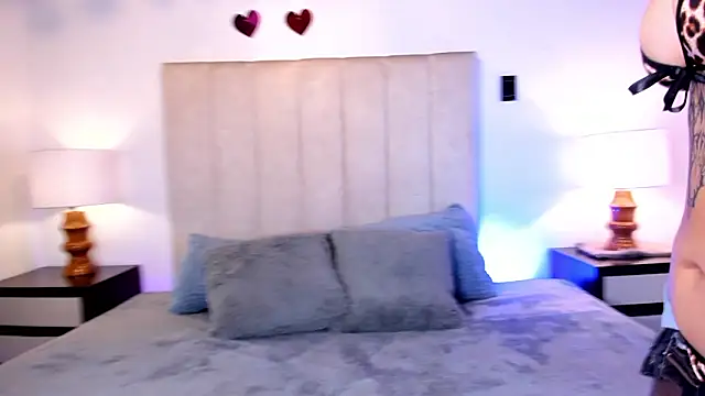 Bella girl69 online show from March 25, 3:34 am