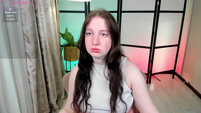 Snapshot of Elisabeth_Binder chatting on April 6, 3:37 am Elisabeth Binder online show from April 6, 3:37 am