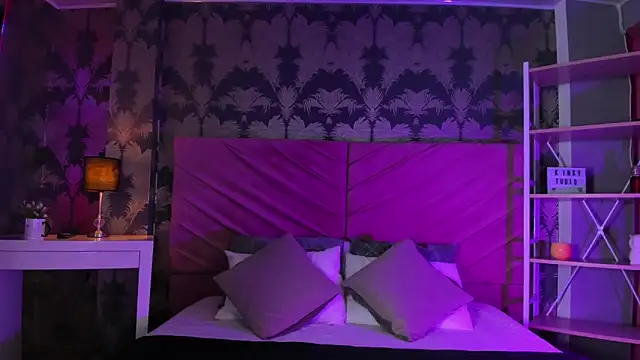  mykinkydoll  online show from March 27, 9:58 pm