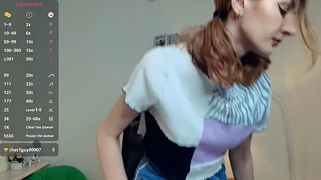 LoraLanett online show from March 28, 11:10 am