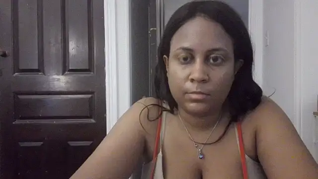 biancadoesit online show from May 18, 6:25 pm