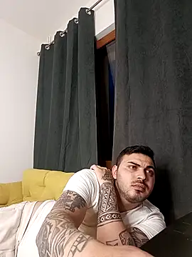 I amAhille online show from March 25, 4:57 pm