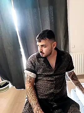 I amAhille online show from April 3, 12:58 pm