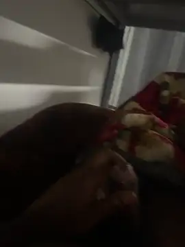 Snapshot of devlove352 chatting on March 31, 10:15 am devlove352 online show from March 31, 10:15 am