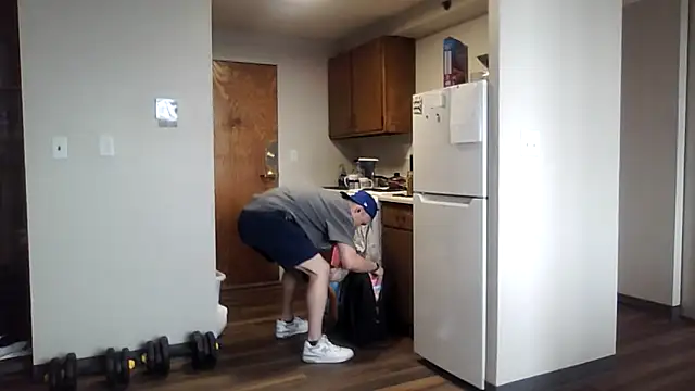 Snapshot of Luke_James chatting on March 29, 4:40 pm Luke James online show from March 29, 4:40 pm