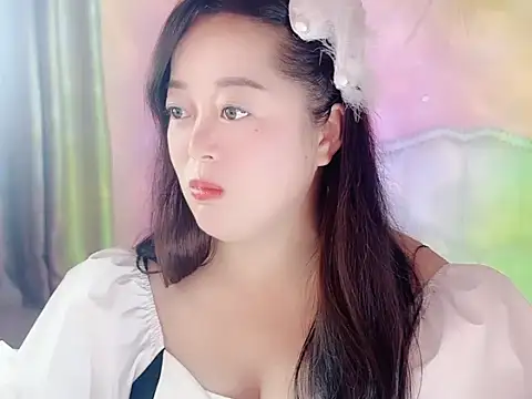 A-wzz online show from April 18, 5:17 pm