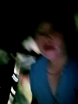 Lily Daisy online show from March 28, 2:16 pm