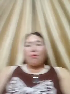 Lily Daisy online show from March 31, 12:49 pm