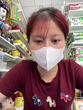 Snapshot of Bethiencute chatting on May 21, 5:47 am Bethiencute online show from May 21, 5:47 am