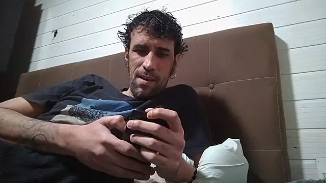Snapshot of VladTepeslll chatting on July 30, 1:48 am VladTepeslll online show from July 30, 1:48 am