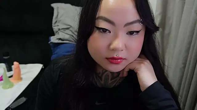 ChinesaTropical online show from June 9, 8:09 pm
