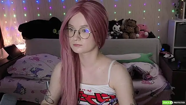 JulietFisher online show from March 30, 4:46 am