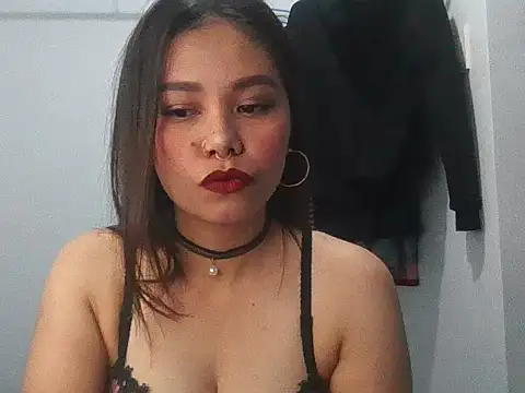 ShyShopia online show from March 30, 9:21 am