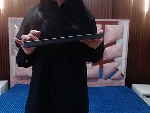 Snapshot of salethjonescl202 chatting on March 25, 8:04 pm salethjonescl202 online show from March 25, 8:04 pm