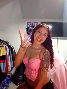 alejitaaa machaadoo online show from March 31, 8:20 pm