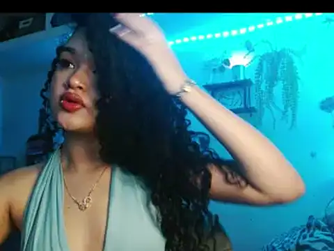 Snapshot of angel_lust1 chatting on March 30, 10:00 pm angel lust1 online show from March 30, 10:00 pm